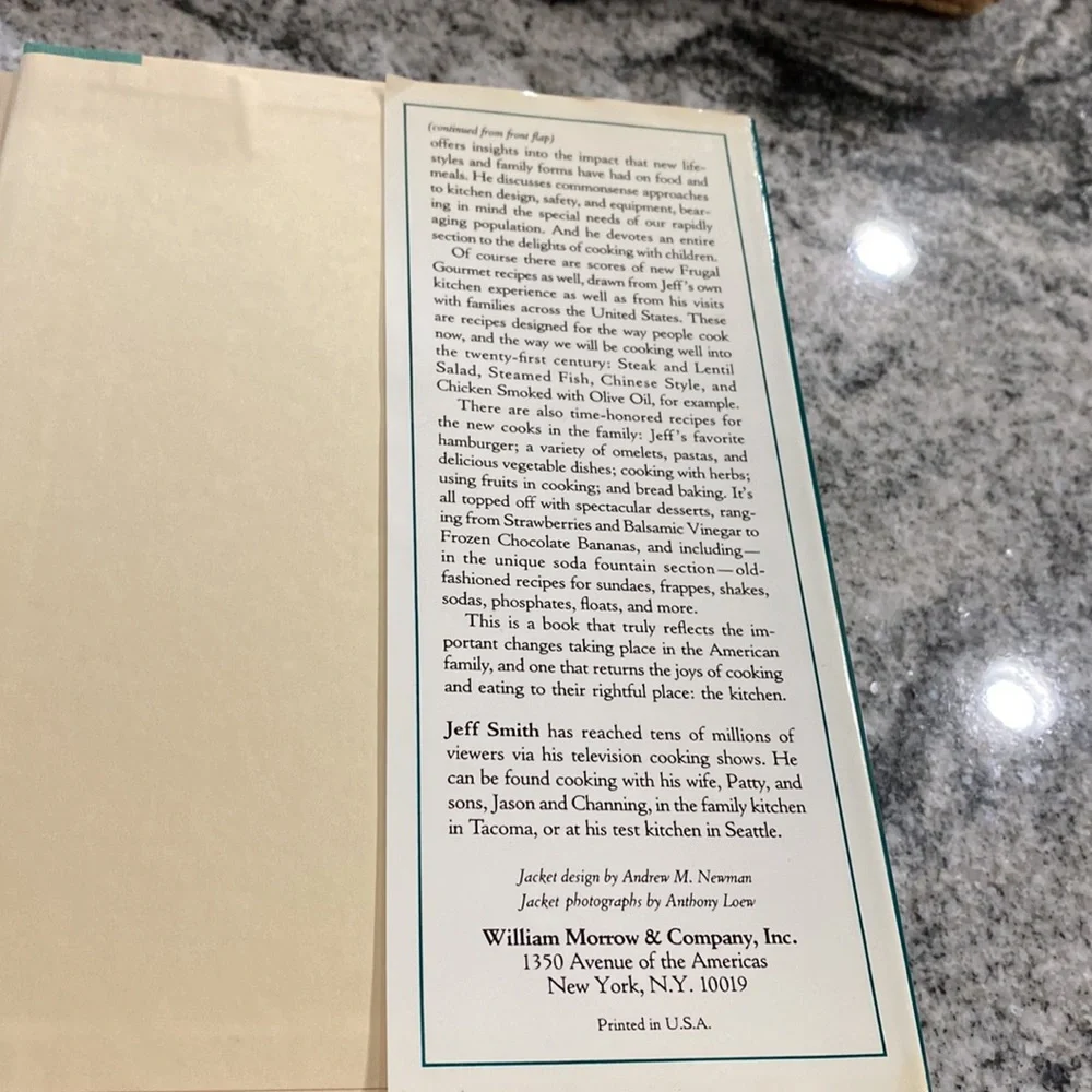 First Edition 1992 HC The Frugal Gourmet ‘Whole Family Cookbook’